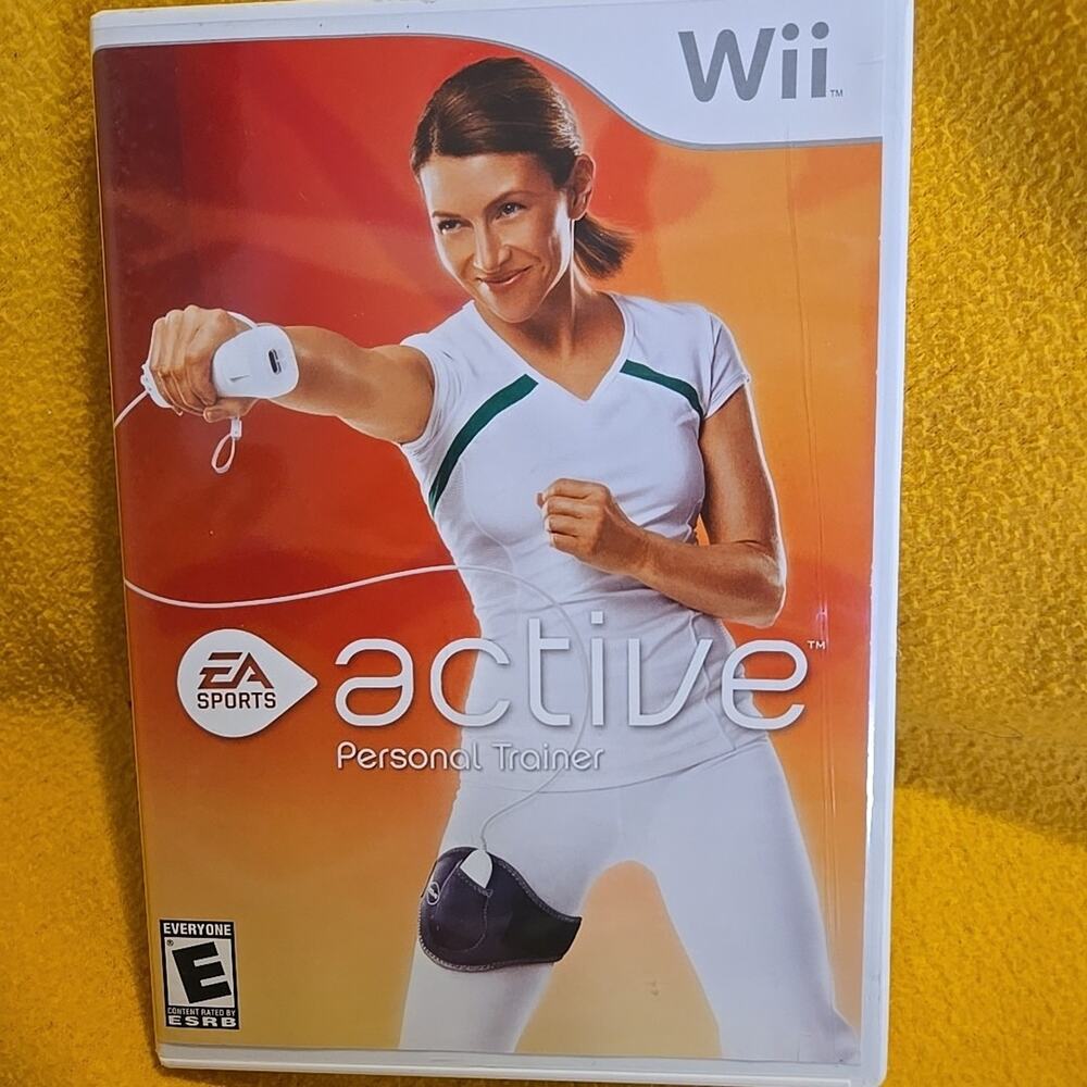 EA Sports Active: Personal Trainer (Nintendo Wii, 2009) Game With Case